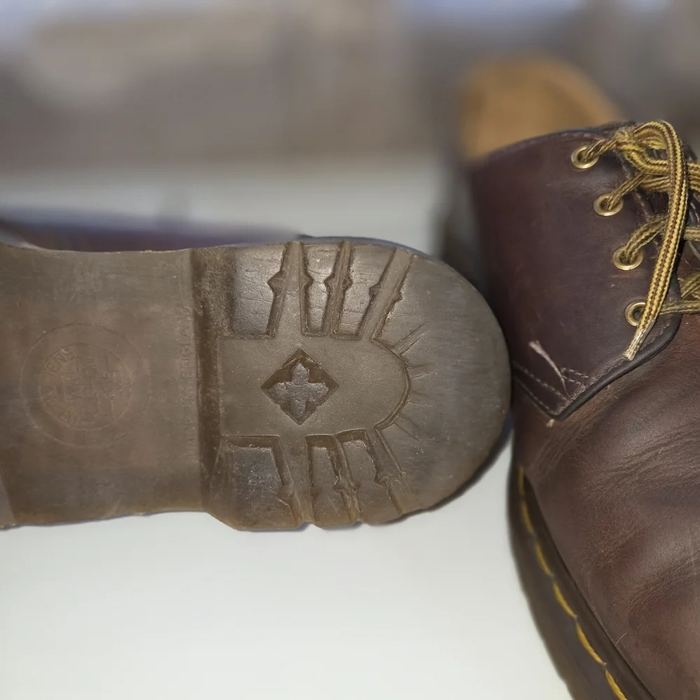 Dr. Martens vintage England brown derby Brown Leather Men's Shoes